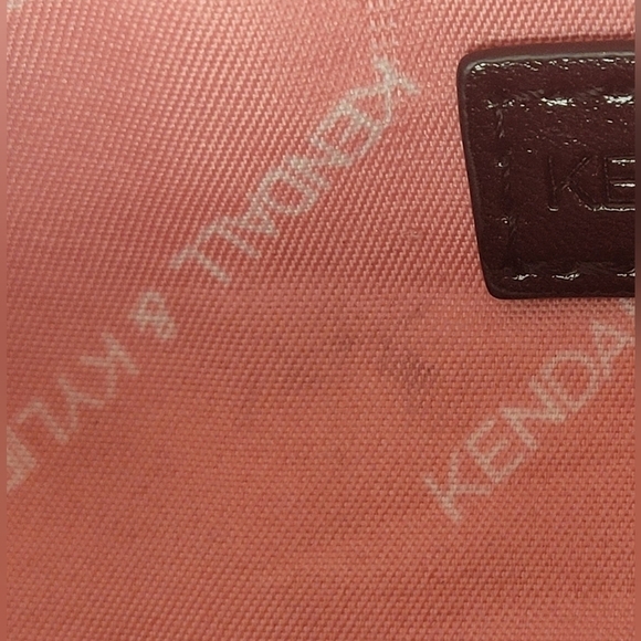 KENDALL & Kylie Fanny Pack - Picture 7 of 8